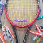 Giảm Rung Tennis Wilson – Loại Dài cài chắc chắn