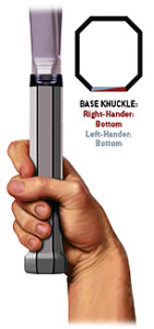 Cầm vợt tennis kiểu Western chính là kiểu hay được các chuyên gia hay những người thích chơi kiểu xoáy tới sử dụng trong trận đấu.